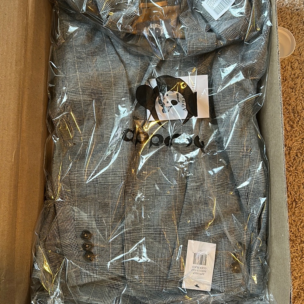 14 yr appaman suit.